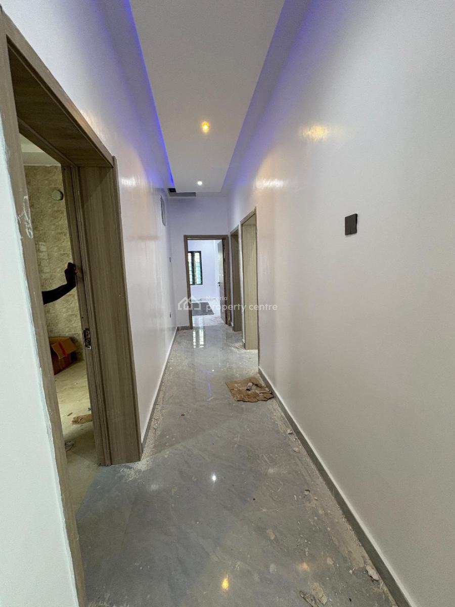 Contemporary 3-bedroom Bungalow + Room & Parlor Bq, Abdul-salam, Akala Way, Akobo, Ibadan, Oyo, Detached Bungalow for Sale