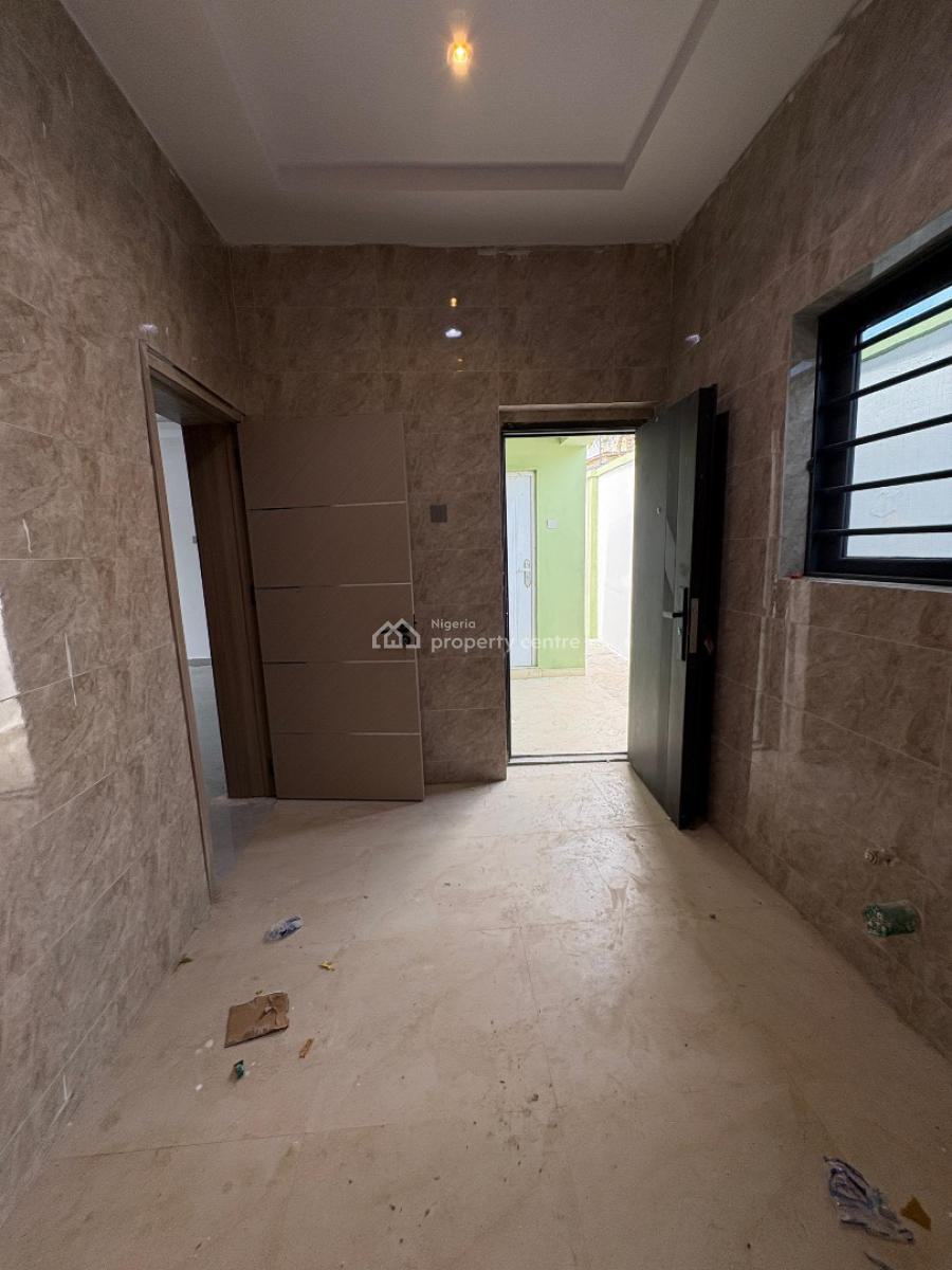 Contemporary 3-bedroom Bungalow + Room & Parlor Bq, Abdul-salam, Akala Way, Akobo, Ibadan, Oyo, Detached Bungalow for Sale