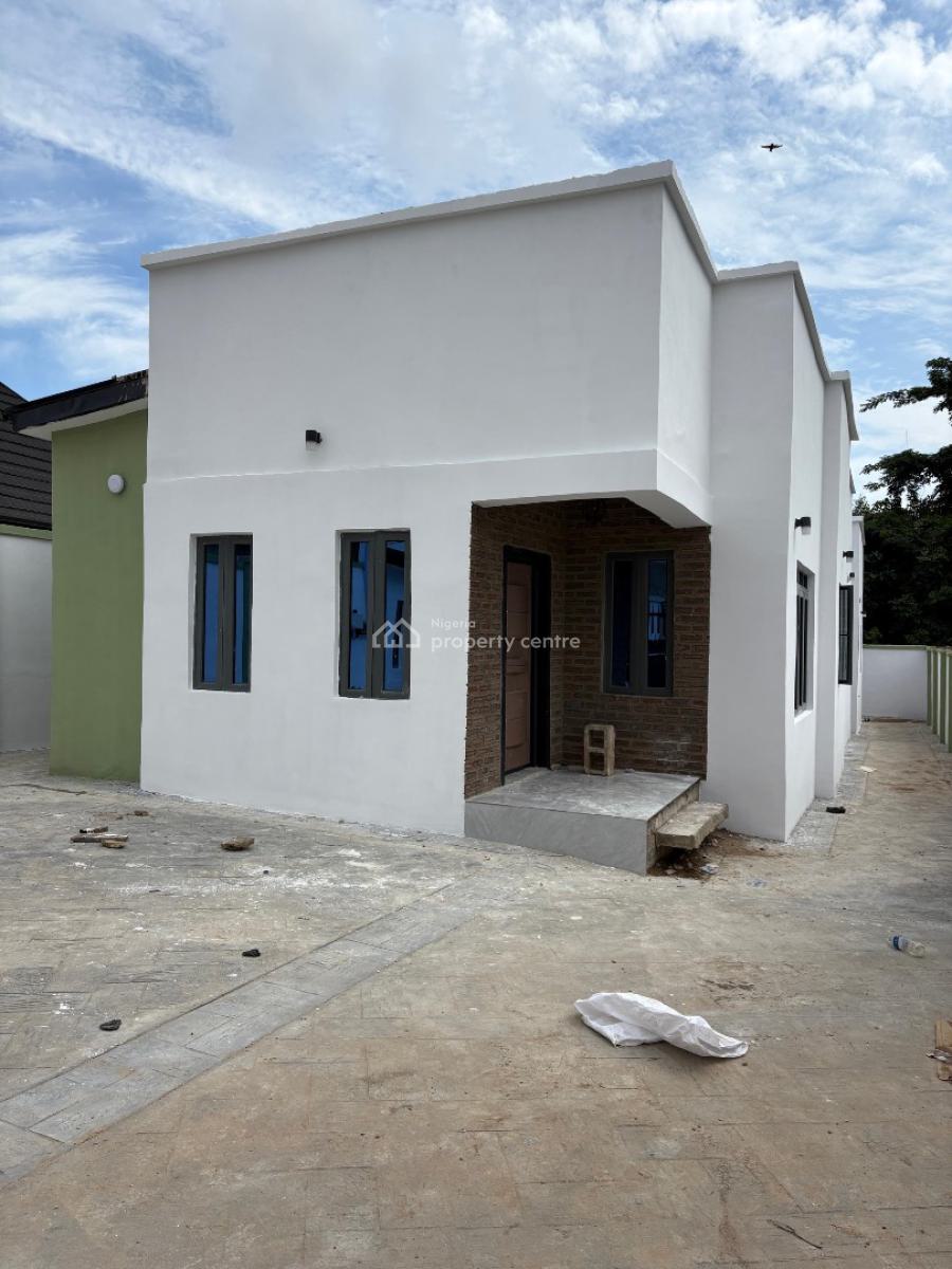 Contemporary 3-bedroom Bungalow + Room & Parlor Bq, Abdul-salam, Akala Way, Akobo, Ibadan, Oyo, Detached Bungalow for Sale