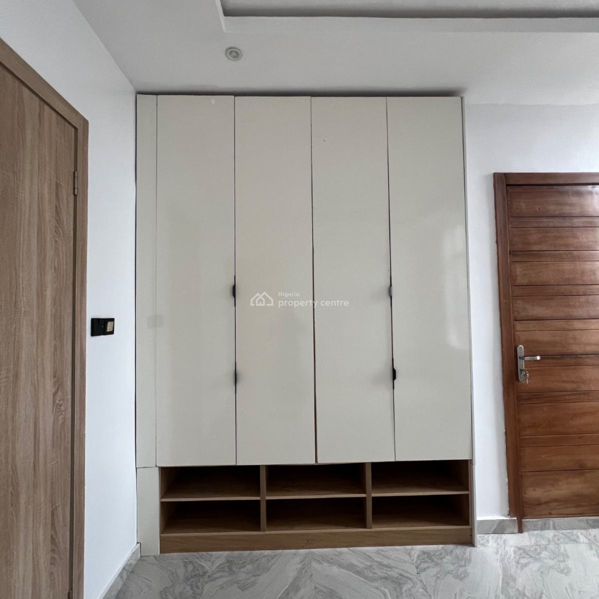 2 Bedroom, Ikota, Lekki, Lagos, Flat / Apartment for Sale