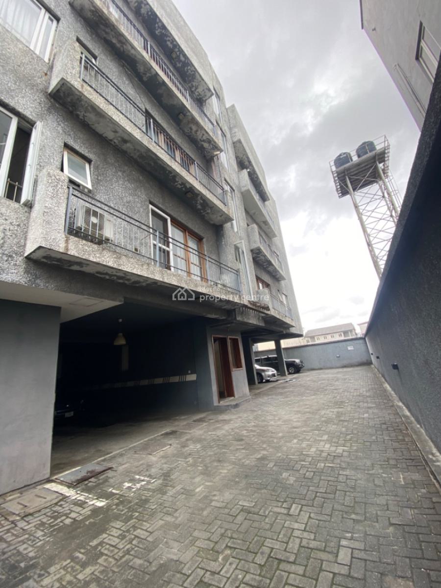 Serviced 2 Bedrooms Apartment with Big Backyard for Sitting Out, Oniru, Victoria Island (vi), Lagos, Flat / Apartment for Rent