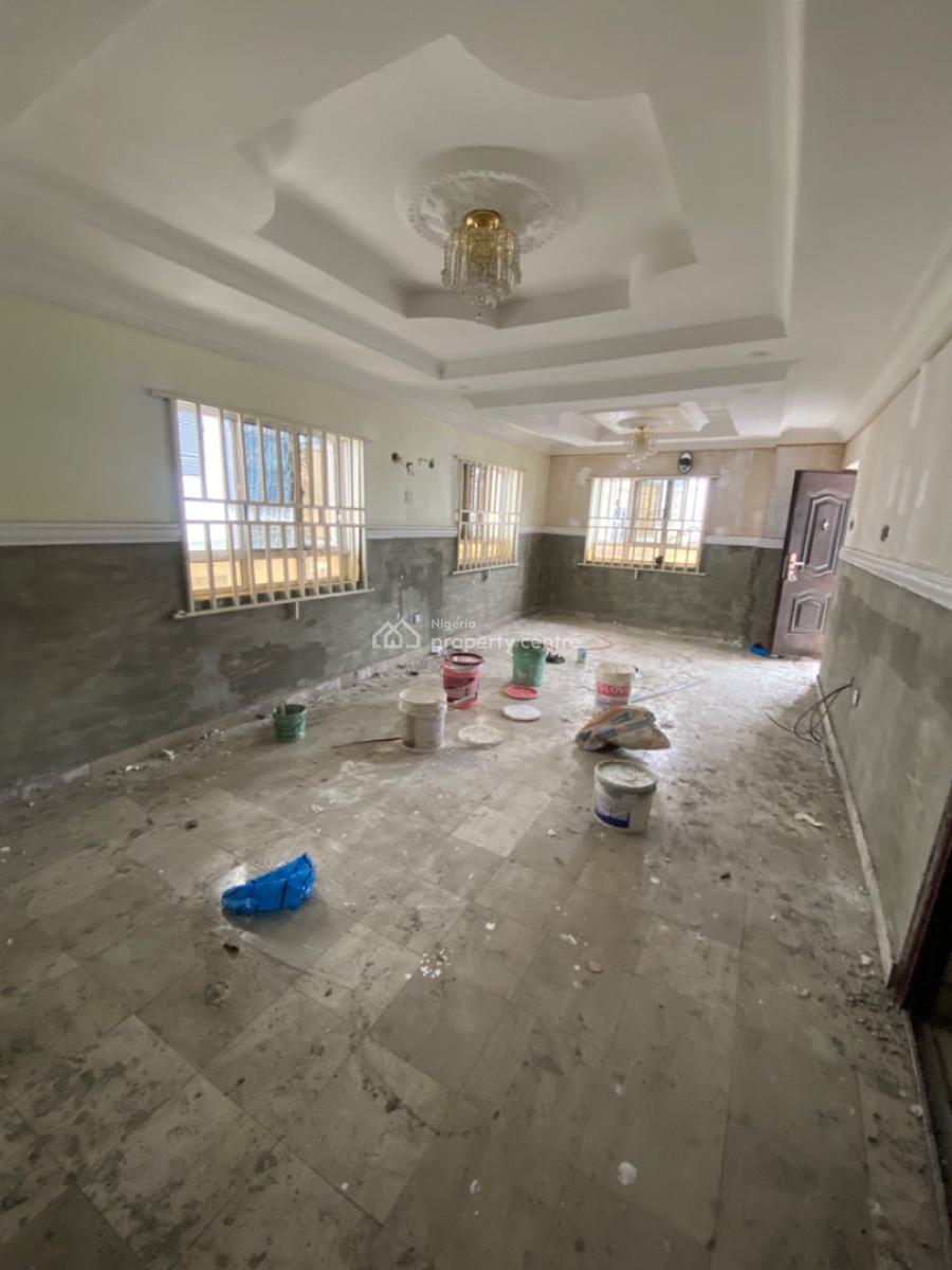 a Renovated 3 Bedroom Apartment Upstairs, Lekki Phase 1, Lekki, Lagos, Flat / Apartment for Rent