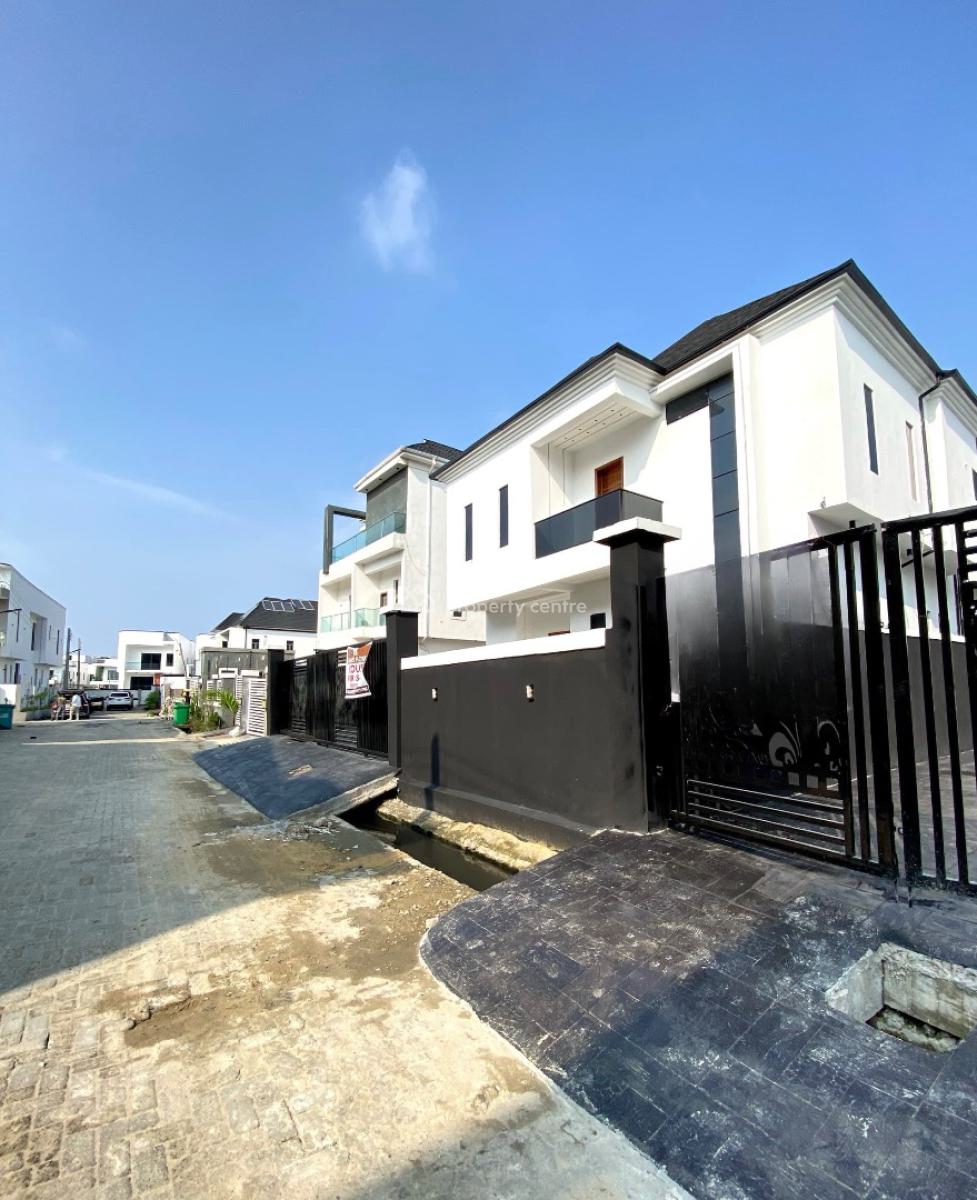 Exquisite 5 Bedroom Fully Detached Duplex with Bq in a Secure Estate, Ajah, Lagos, Detached Duplex for Sale