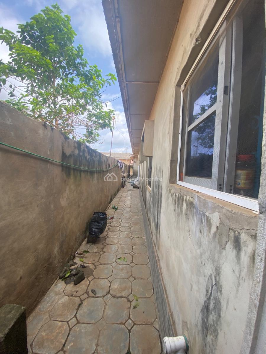 a Decent 4 Bedroom Bungalow, Isuti, Egan, Igando, Ikotun, Lagos, Detached Bungalow for Sale