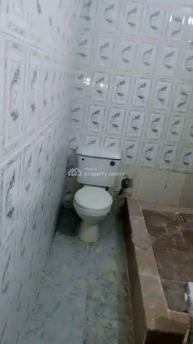 Renovated Decent 3 Bedrooms Ground Flat All Rooms Ensuite All Tiled Wi, Ifako, Gbagada, Lagos, Flat / Apartment for Rent