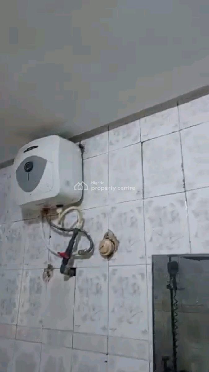Renovated Decent 3 Bedrooms Ground Flat All Rooms Ensuite All Tiled Wi, Ifako, Gbagada, Lagos, Flat / Apartment for Rent