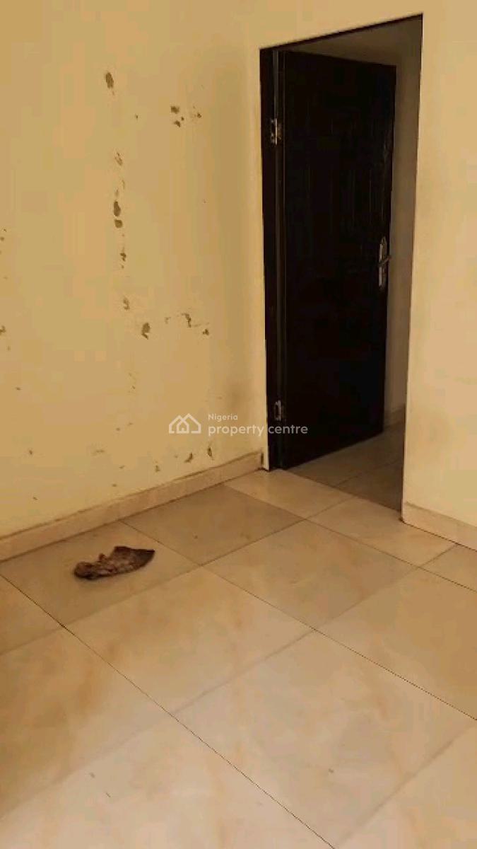 Relatively New Mini Flat with 2toilet, 1bath in a Well Fenced and Gate, Sosanya Street By Micel Hospital, Soluyi, Gbagada, Lagos, Mini Flat (room and Parlour) for Rent
