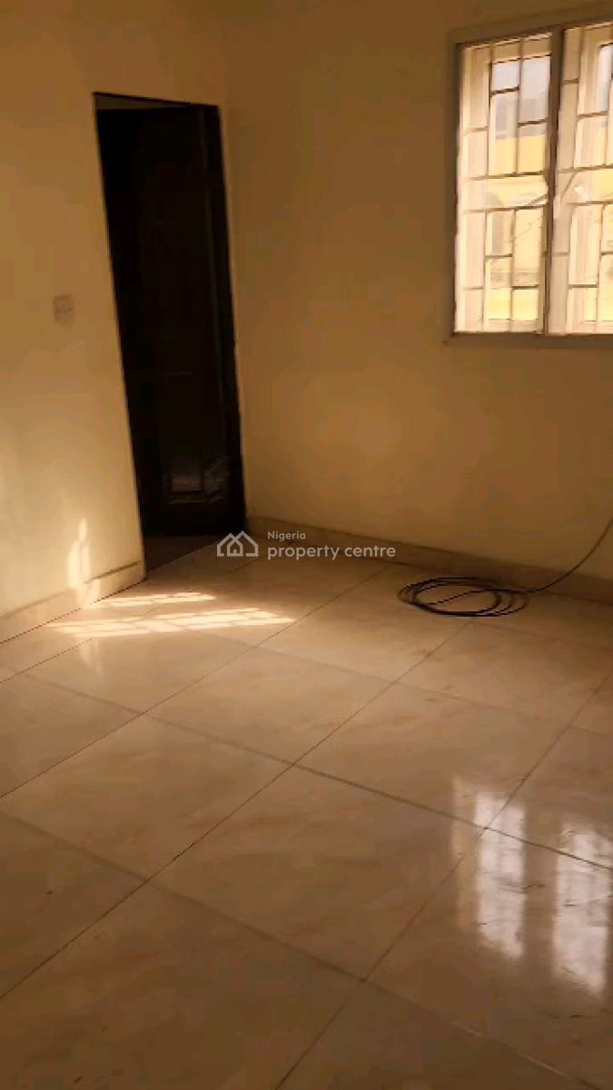 Relatively New Mini Flat with 2toilet, 1bath in a Well Fenced and Gate, Sosanya Street By Micel Hospital, Soluyi, Gbagada, Lagos, Mini Flat (room and Parlour) for Rent