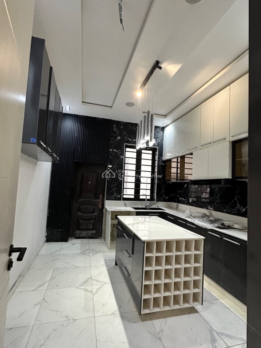 4 Bedroom Semi Detached, Off Ikota Villa Estate Lekki Lagos, Ikota, Lekki, Lagos, Semi-detached Duplex for Sale