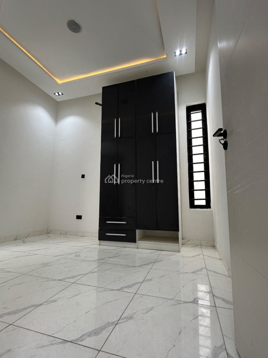 4 Bedroom Semi Detached, Off Ikota Villa Estate Lekki Lagos, Ikota, Lekki, Lagos, Semi-detached Duplex for Sale
