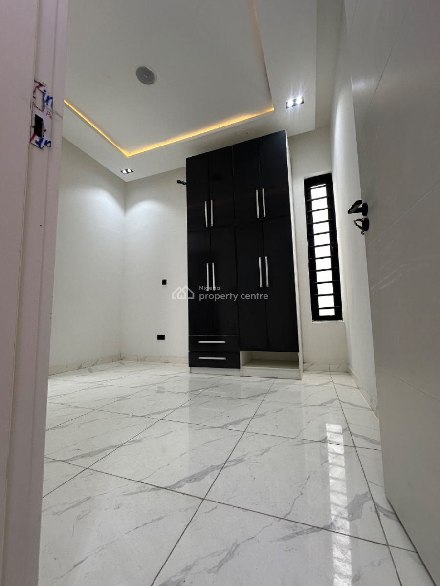 4 Bedroom Semi Detached, Off Ikota Villa Estate Lekki Lagos, Ikota, Lekki, Lagos, Semi-detached Duplex for Sale