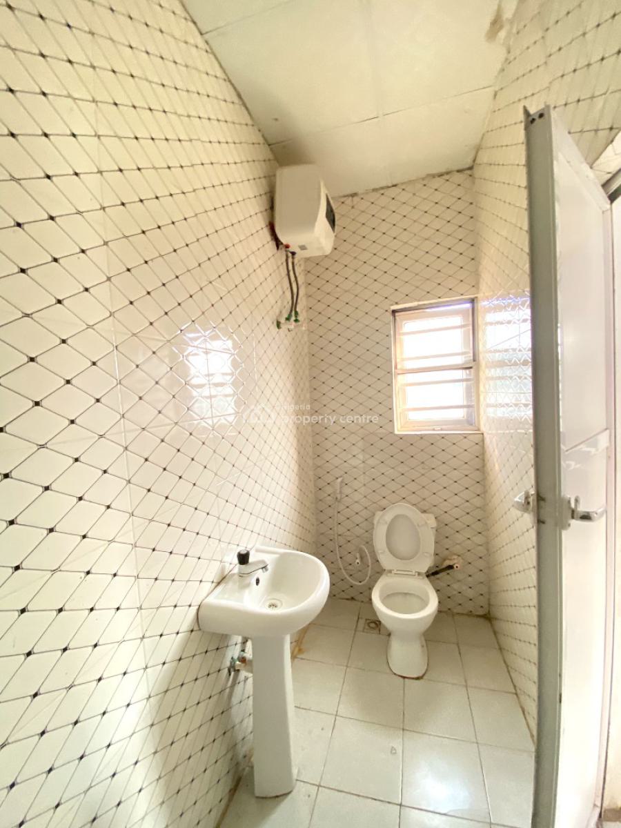 Classic 2 Bedroom Apartment in a Secure Estate, Ajah, Lekki, Lagos, Flat / Apartment for Rent