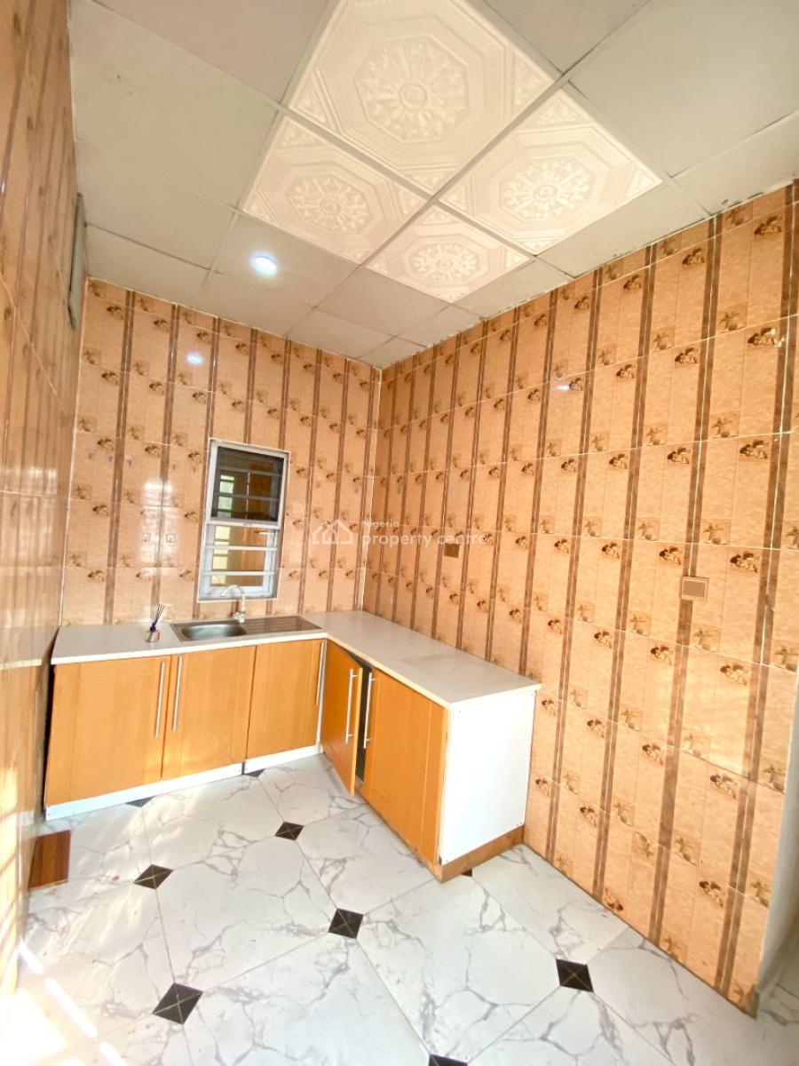 Classic 2 Bedroom Apartment in a Secure Estate, Ajah, Lekki, Lagos, Flat / Apartment for Rent