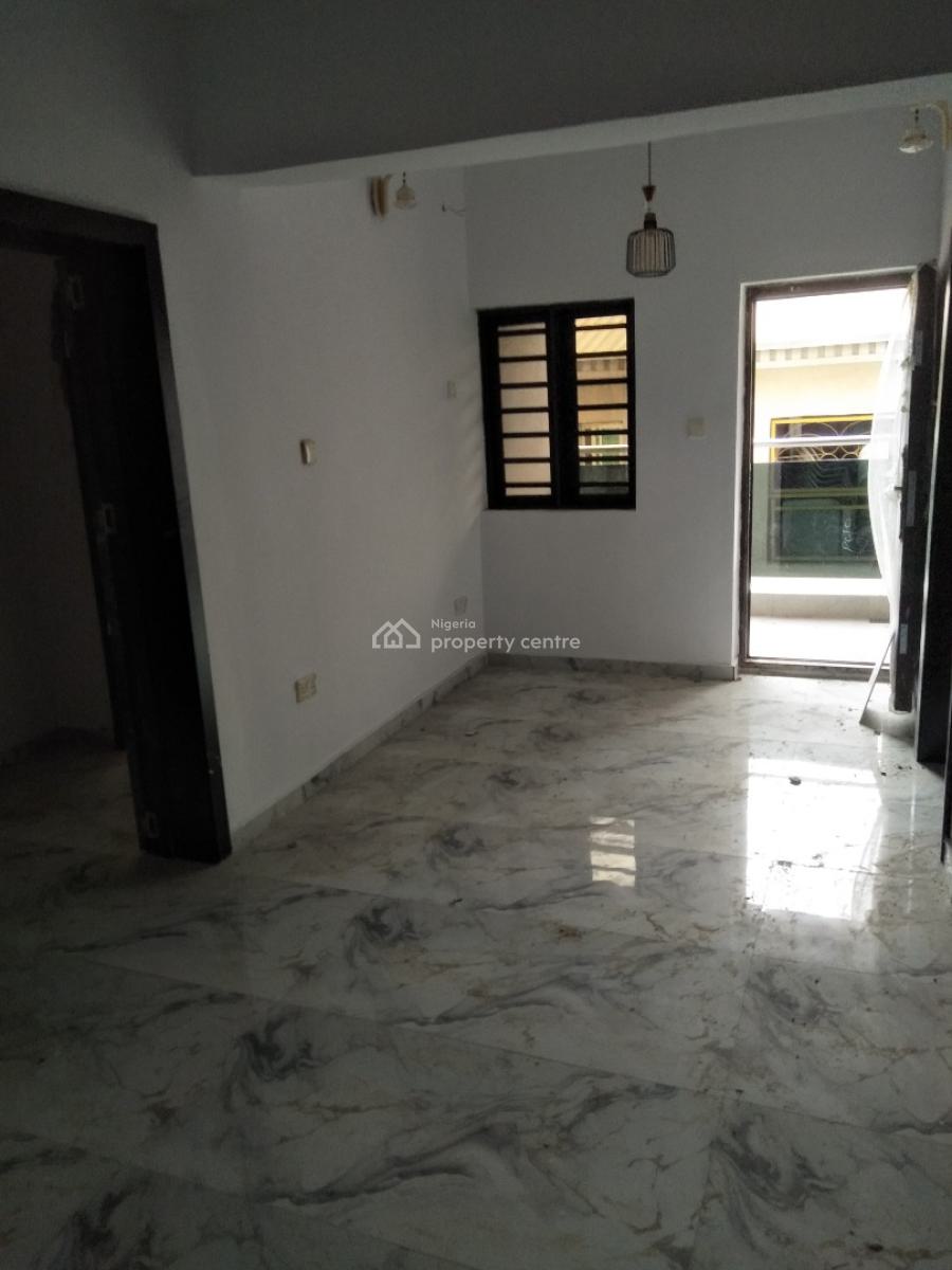 Luxury 2 Bedroom Flat, Solanke Street, Yaba, Lagos, Flat / Apartment for Rent