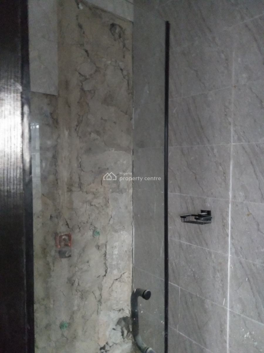 Luxury 2 Bedroom Flat, Solanke Street, Yaba, Lagos, Flat / Apartment for Rent