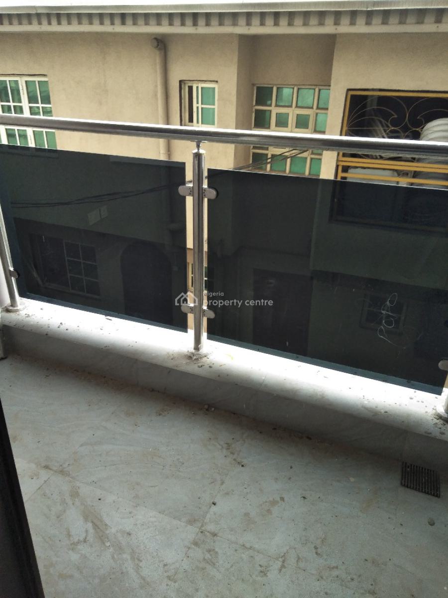 Luxury 2 Bedroom Flat, Solanke Street, Yaba, Lagos, Flat / Apartment for Rent