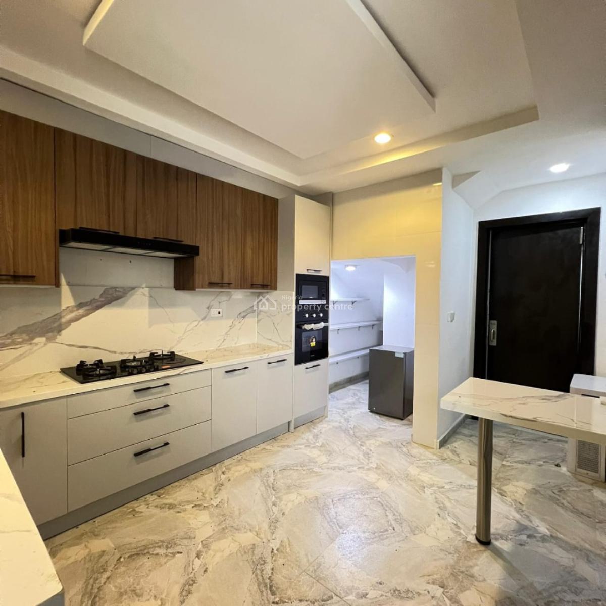 4-bedroom Terrace Duplex, Osapa, Lekki, Lagos, Terraced Duplex for Sale