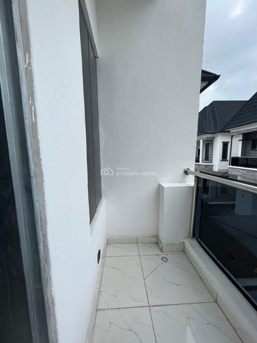 Luxury 1 Bedroom Master Bedroom in a Safe and Secured Estate, Orchid Road, Royal Pine Estate, Lekki, Lagos, Self Contain (single Rooms) for Rent