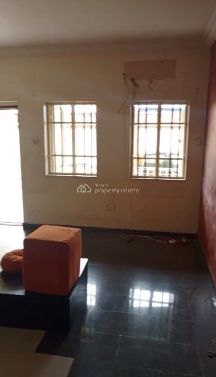 a Standard Decent 3 Bedroom Flat, Ifako, Gbagada, Lagos, Flat / Apartment for Rent