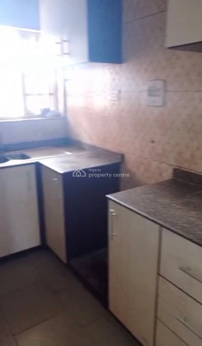 a Standard Decent 3 Bedroom Flat, Ifako, Gbagada, Lagos, Flat / Apartment for Rent