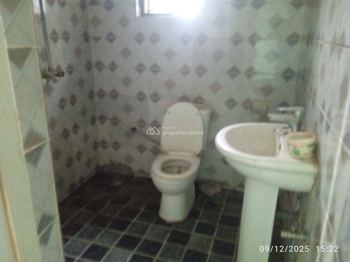 Spacious 4 Bedroom Bungalow, Gwarinpa Extension (estate), Gwarinpa, Abuja, Detached Bungalow for Rent