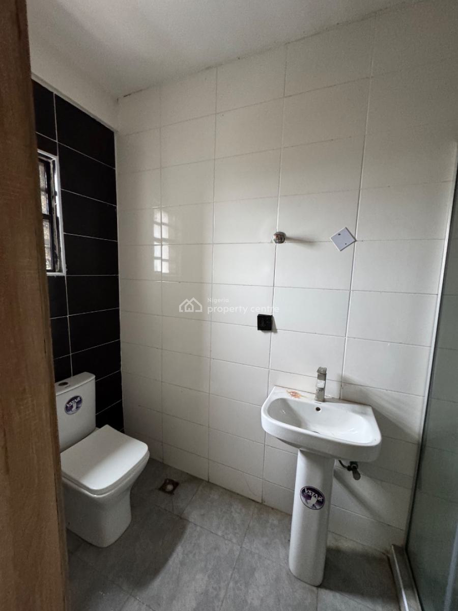 Brand New 2 Bedroom Apartment, Ologolo, Lekki, Lagos, Flat / Apartment for Rent