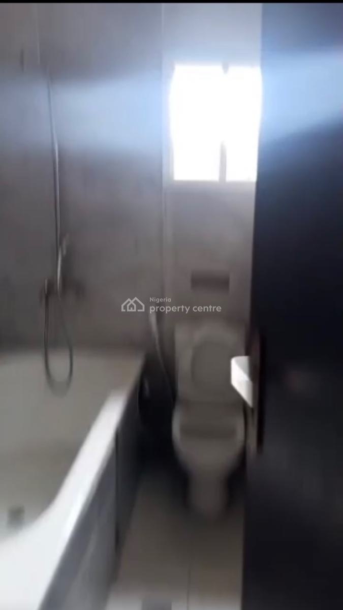 a Standard, Executive 3 Bedroom Flat, Gra, Ogudu, Lagos, Flat / Apartment for Rent