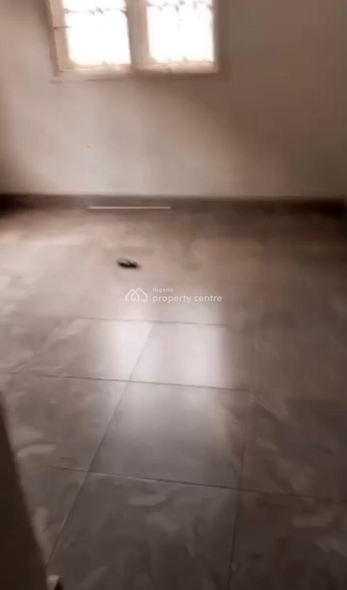 a Standard, Executive 3 Bedroom Flat, Gra, Ogudu, Lagos, Flat / Apartment for Rent