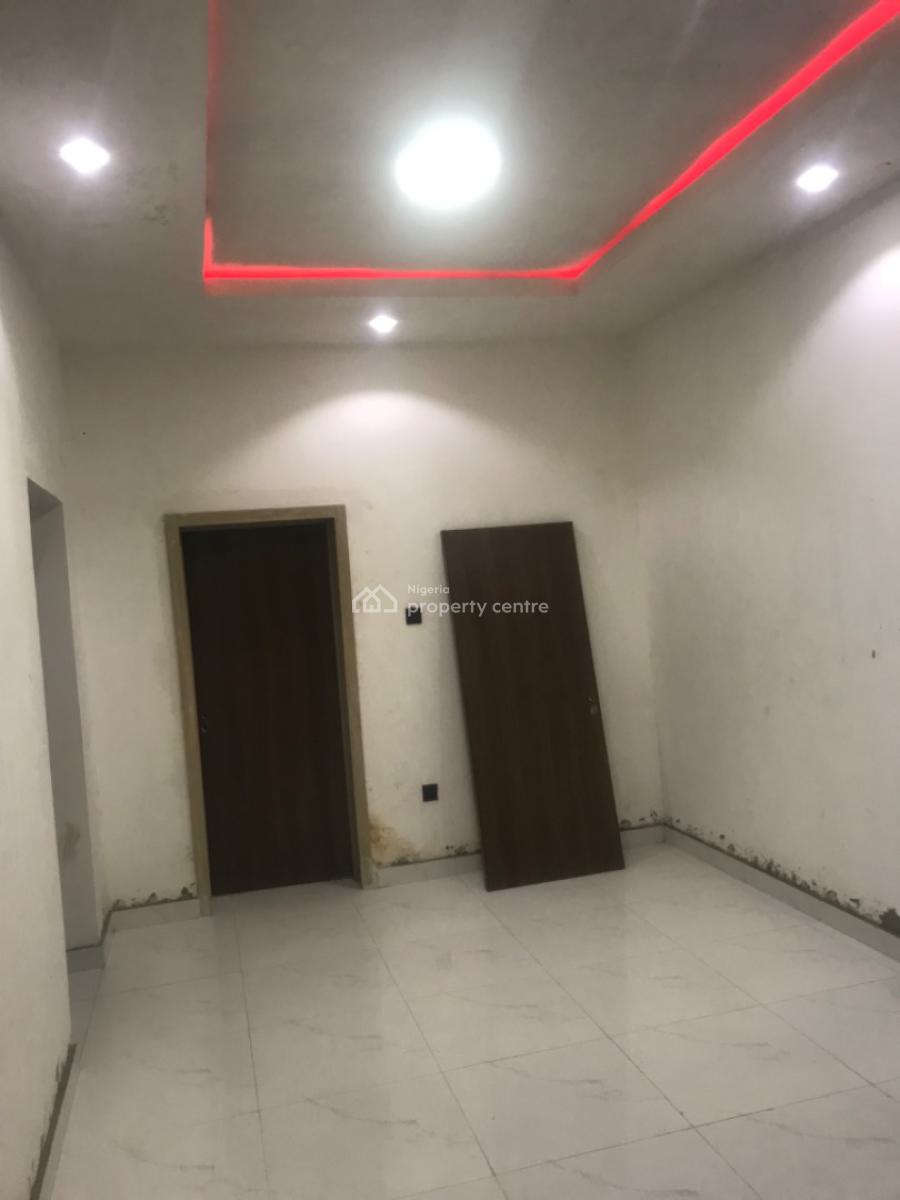Newly Built and Tastefully Finished 2 Bedroom Flat, Jabita Close Shomolu, Fola Agoro, Yaba, Lagos, Flat / Apartment for Rent