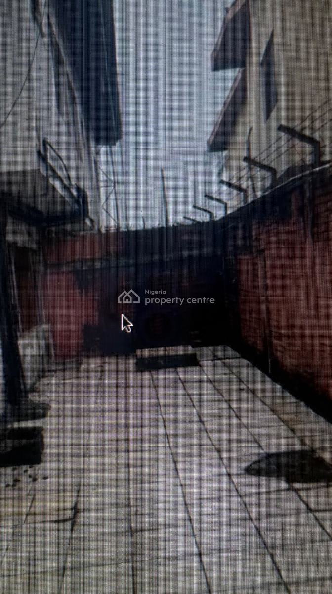 Premium Spacious Two-wing Duplex in Quiet Neighbourhood on Offer, Off Allen Avenue, Ikeja, Lagos, House for Sale