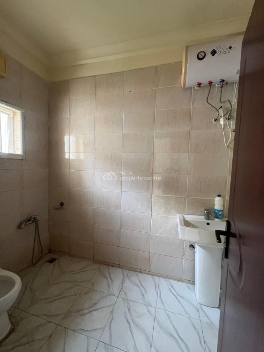 Luxury 3 Bedroom Flat First First Floor, Katampe (main), Katampe, Abuja, Flat / Apartment for Rent