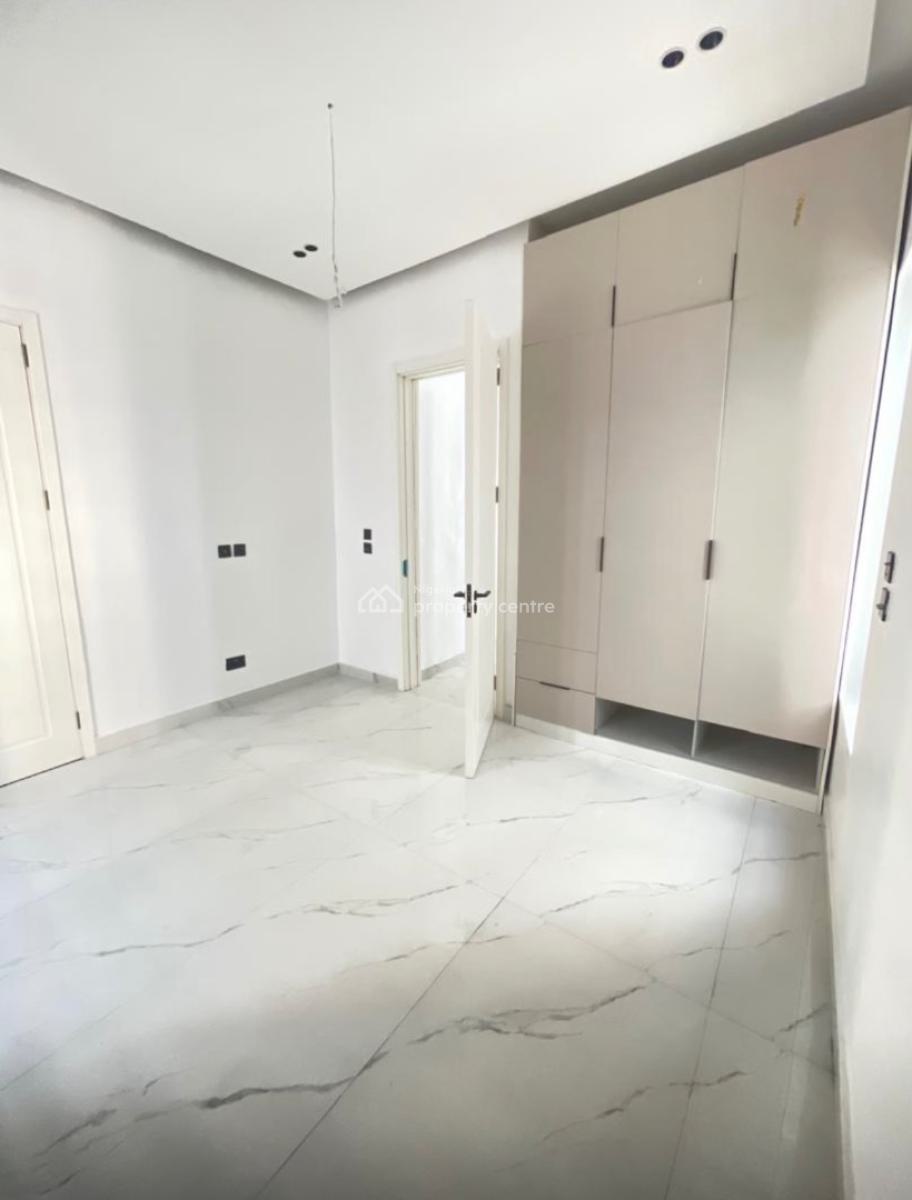 Beautifully Built 5 Bedroom Fully Detached Duplex with a Bq, Chevron, Lekki Phase 2, Lekki, Lagos, Detached Duplex for Sale