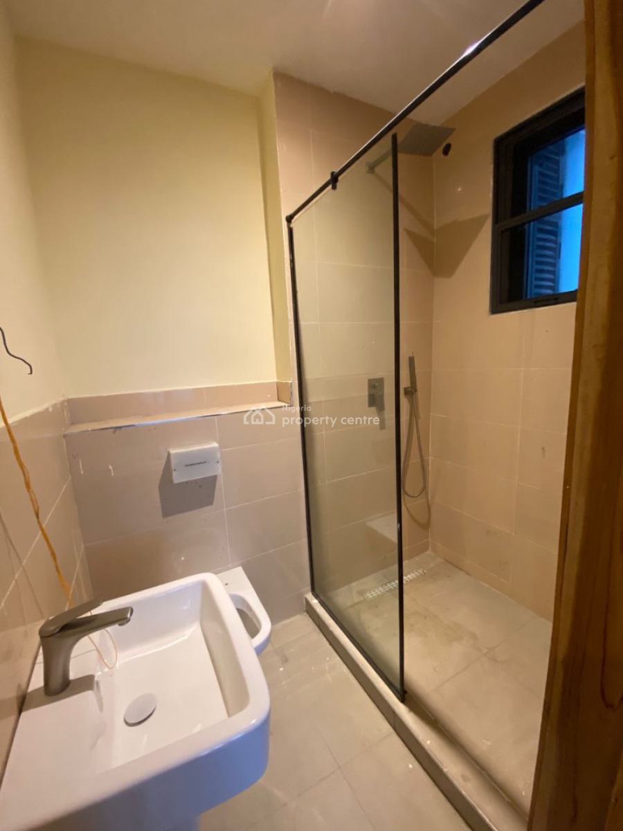 3 Bedroom Apartment with Bq, Off Admiralty Way, Lekki Phase 1, Lekki, Lagos, Flat / Apartment for Sale