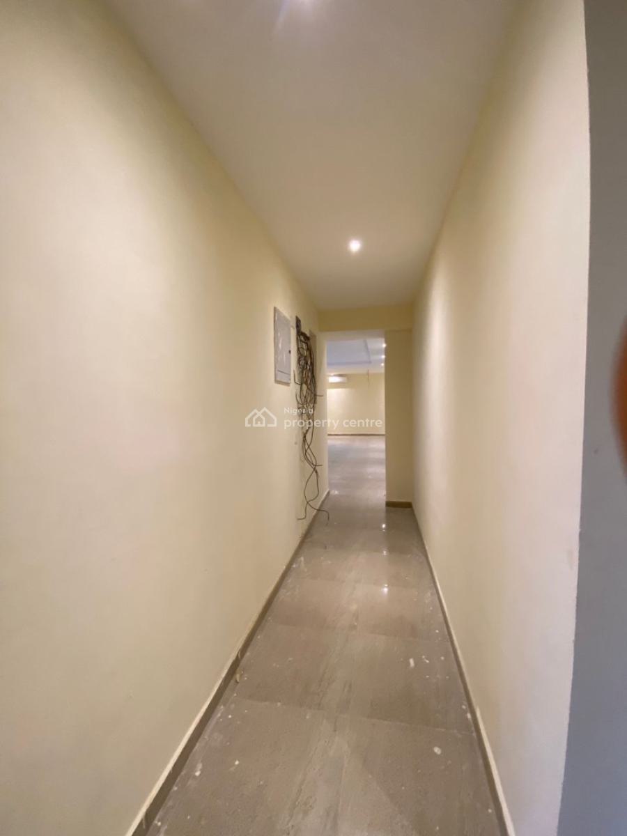 3 Bedroom Apartment with Bq, Off Admiralty Way, Lekki Phase 1, Lekki, Lagos, Flat / Apartment for Sale