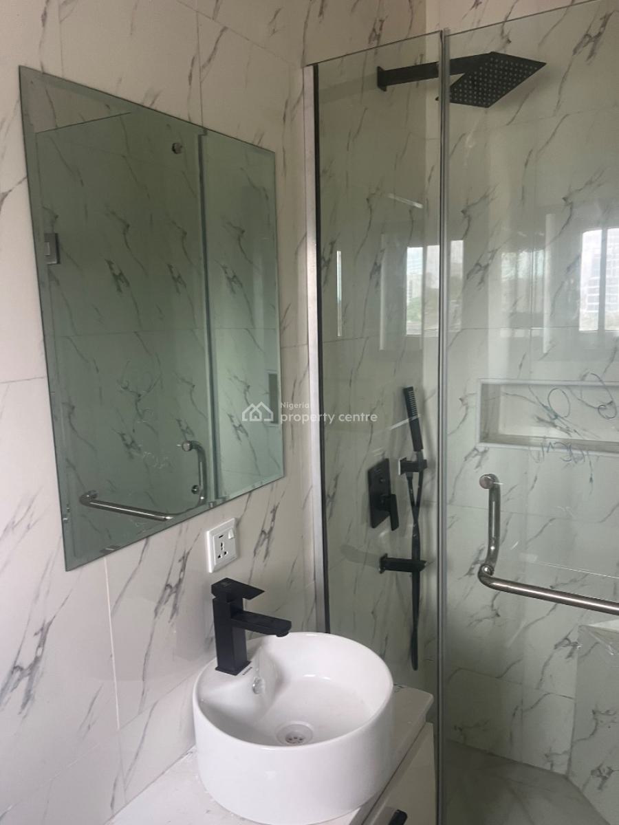 Luxury 2 Bedrooms Apartment, Off Bourdilon Road, Ikoyi, Lagos, Flat / Apartment for Rent