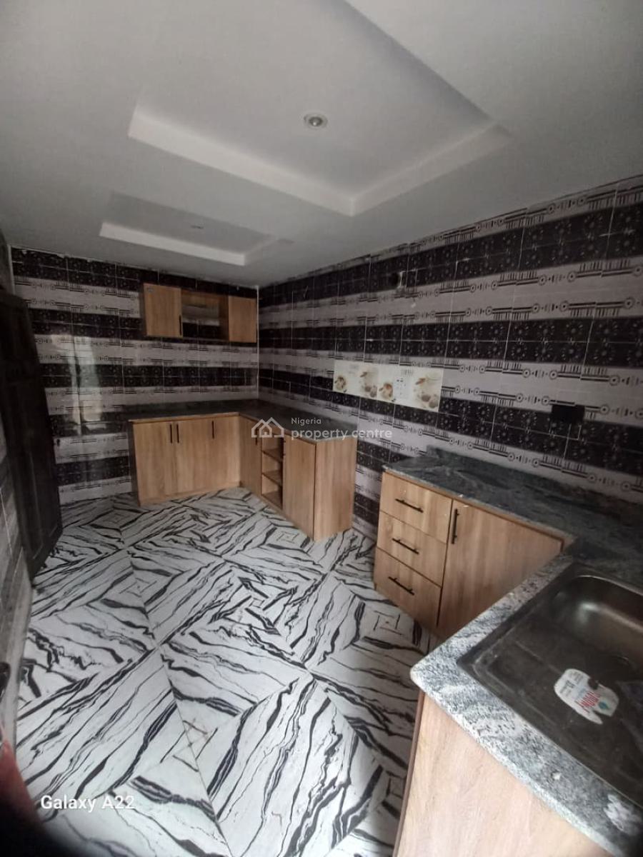 Nicely Built and Spacious 3 Bedroom Flat with Sweet Modern Facilities, Behind Lere Adigun Gra, Iwo Road, Ibadan, Oyo, Flat / Apartment for Rent