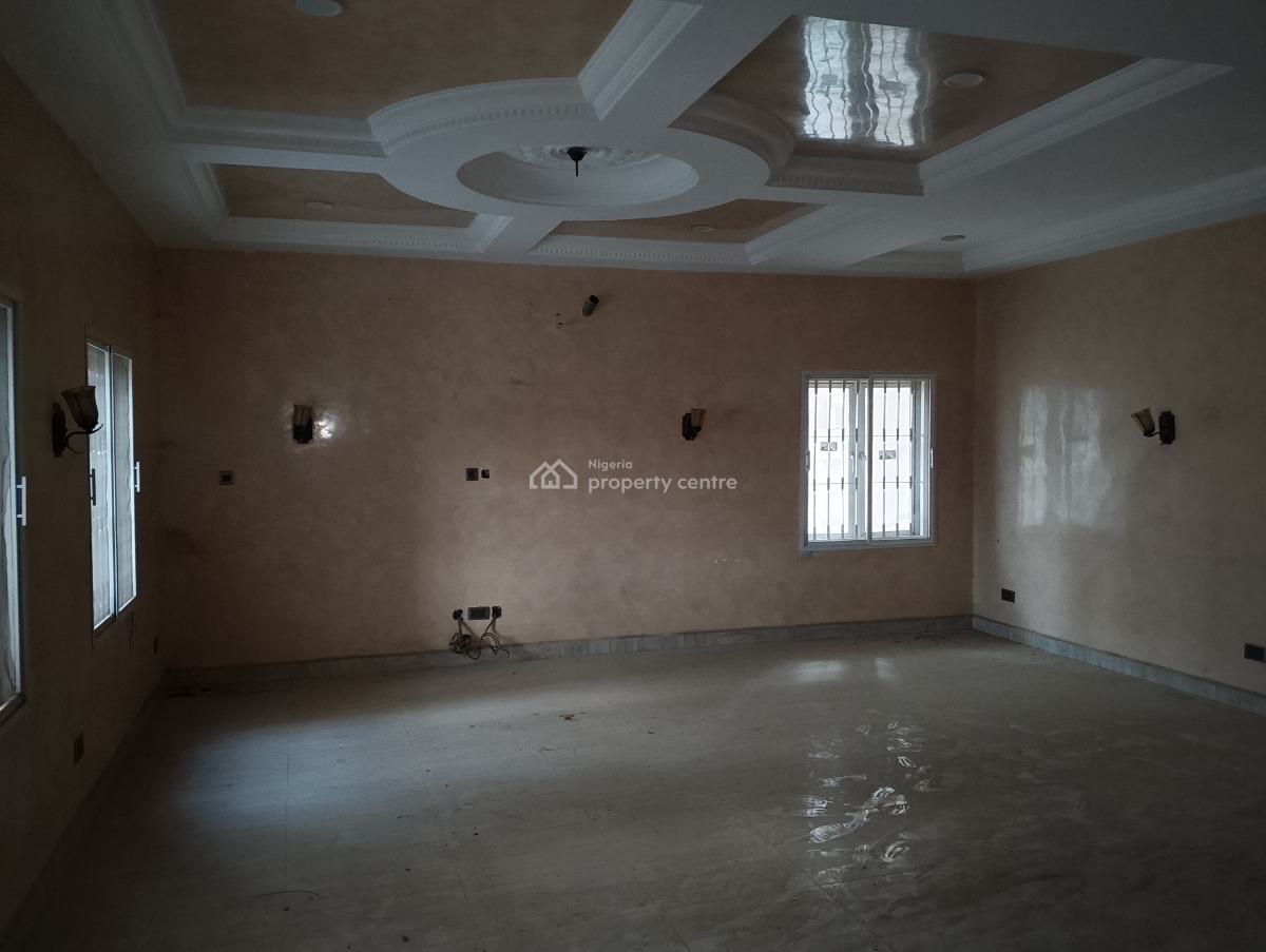 5 Bedrooms Semi-detached Duplex with a 1 Bedroom Bq, Gidado Bukar Crescent, Durumi, Abuja, Semi-detached Duplex for Rent