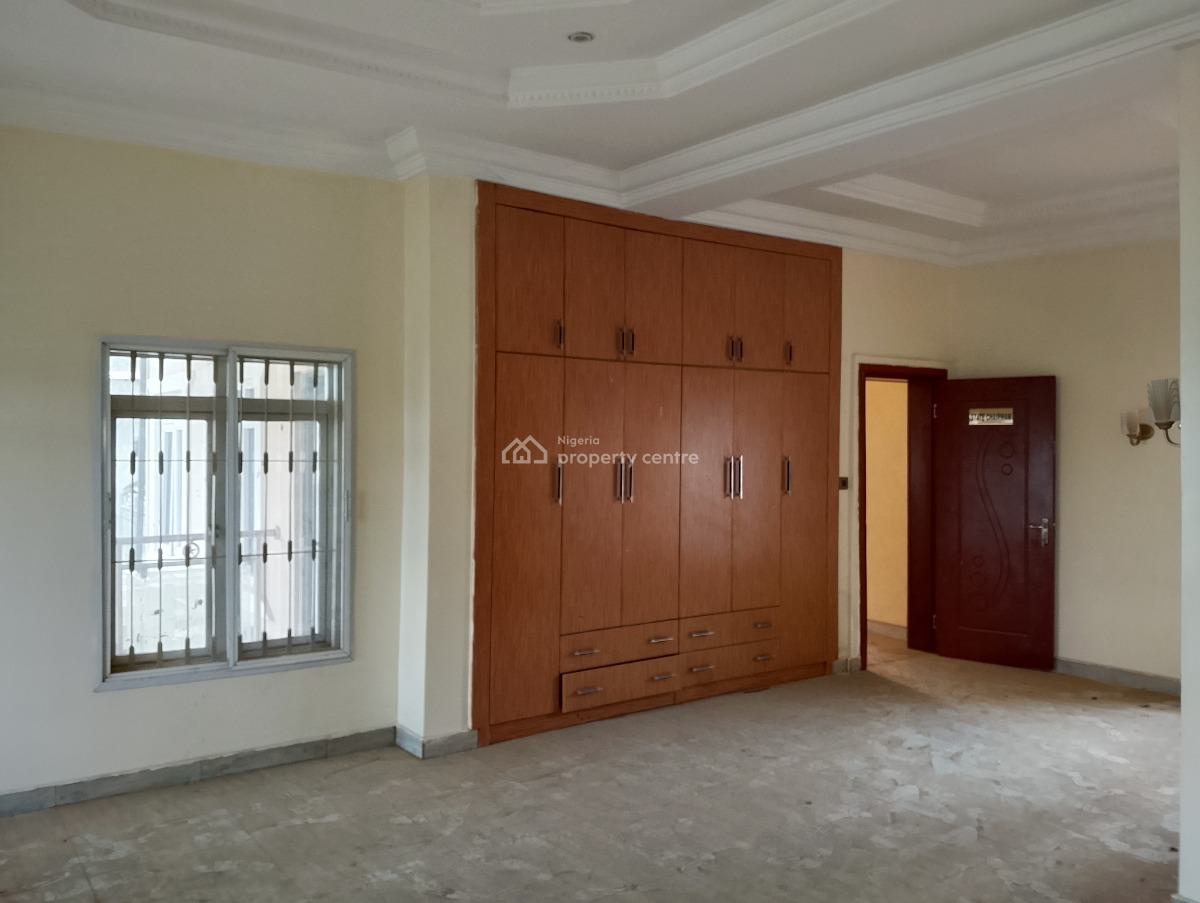 5 Bedrooms Semi-detached Duplex with a 1 Bedroom Bq, Gidado Bukar Crescent, Durumi, Abuja, Semi-detached Duplex for Rent