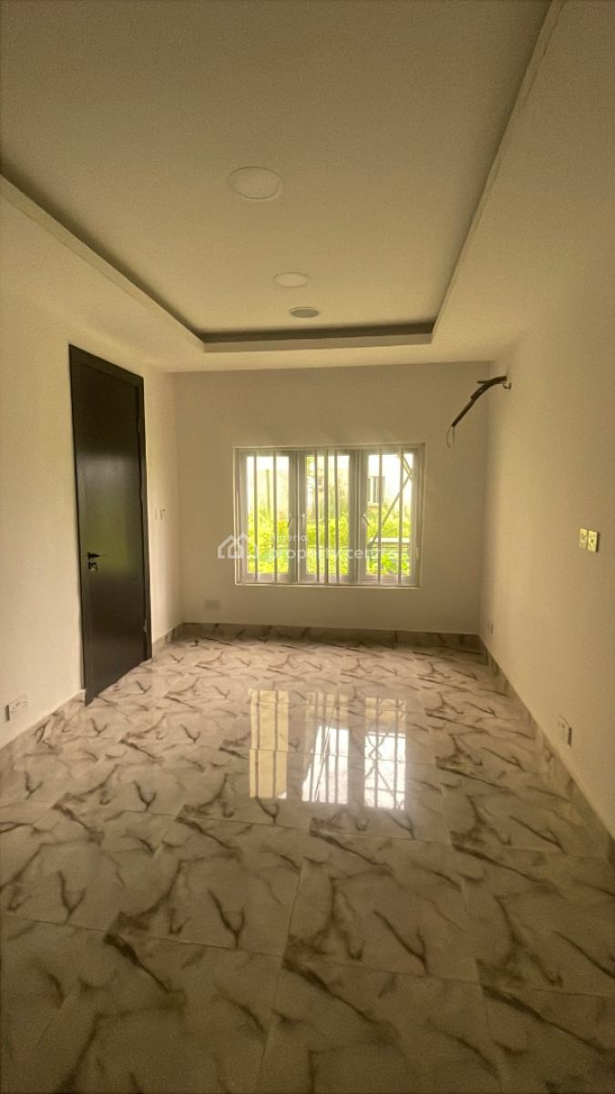 Smart 3 Bedroom Apartment with Bq, Magodo, Lagos, Flat / Apartment for Rent