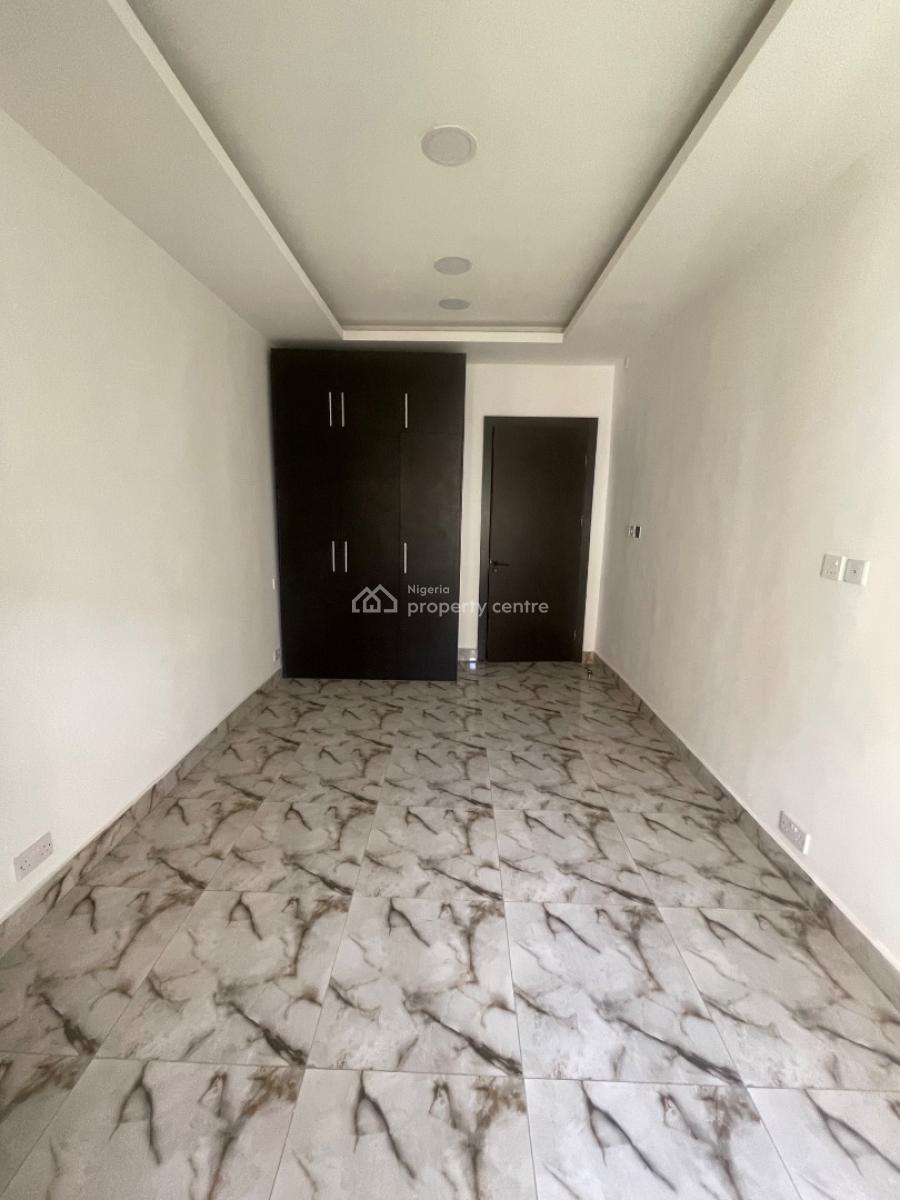 Smart 3 Bedroom Apartment with Bq, Magodo, Lagos, Flat / Apartment for Rent
