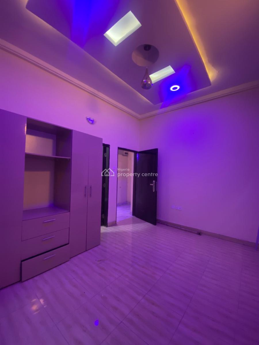 Very Lovely 2bed in a Lovely Environment in a Nice Est, Ogombo, Beside Chatter House School, Ajah, Lagos, Flat / Apartment for Rent