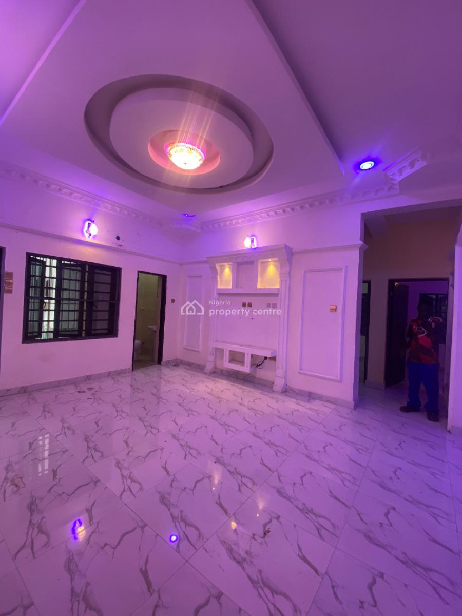 Very Lovely 2bed in a Lovely Environment in a Nice Est, Ogombo, Beside Chatter House School, Ajah, Lagos, Flat / Apartment for Rent