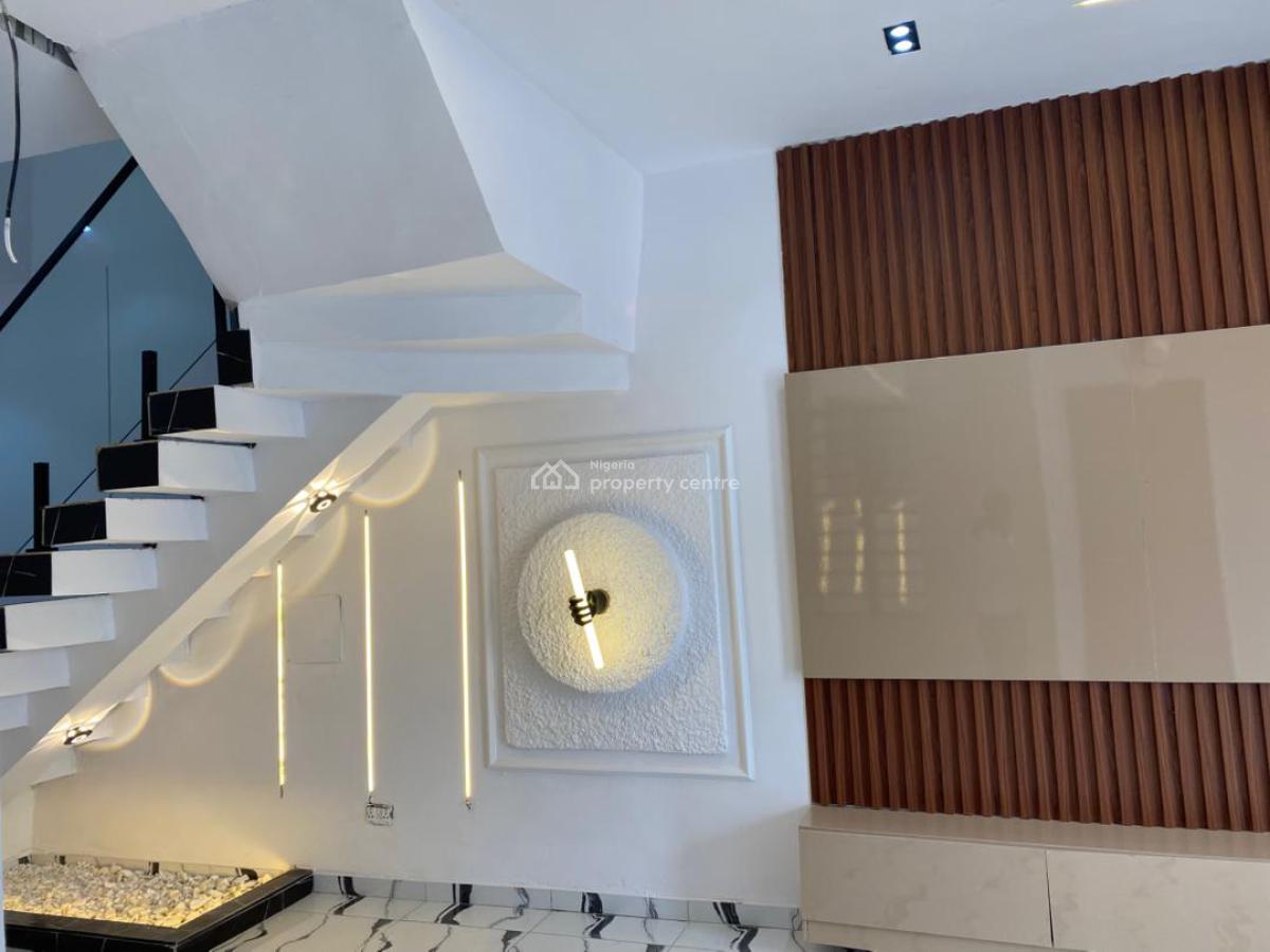4 Bedrooms Semi Detached Terrace Duplex and Bq, Ikota Villa Estate Lekki, Lekki, Lagos, Semi-detached Duplex for Sale
