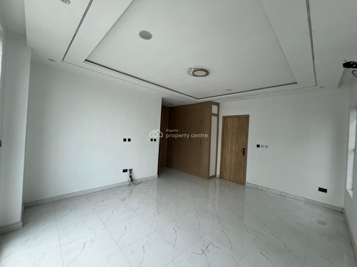 4 Bedrooms Semi Detached Terrace Duplex and Bq, Ikota Villa Estate, Lekki, Lagos, Semi-detached Duplex for Sale