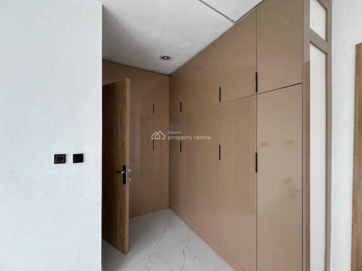 4 Bedrooms Semi Detached Terrace Duplex and Bq, Ikota Villa Estate, Lekki, Lagos, Semi-detached Duplex for Sale