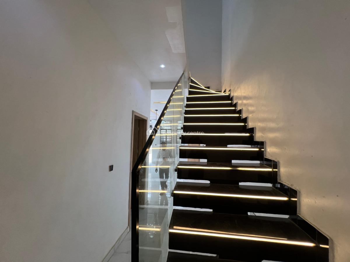 4 Bedrooms Semi Detached Terrace Duplex and Bq, Ikota Villa Estate, Lekki, Lagos, Semi-detached Duplex for Sale