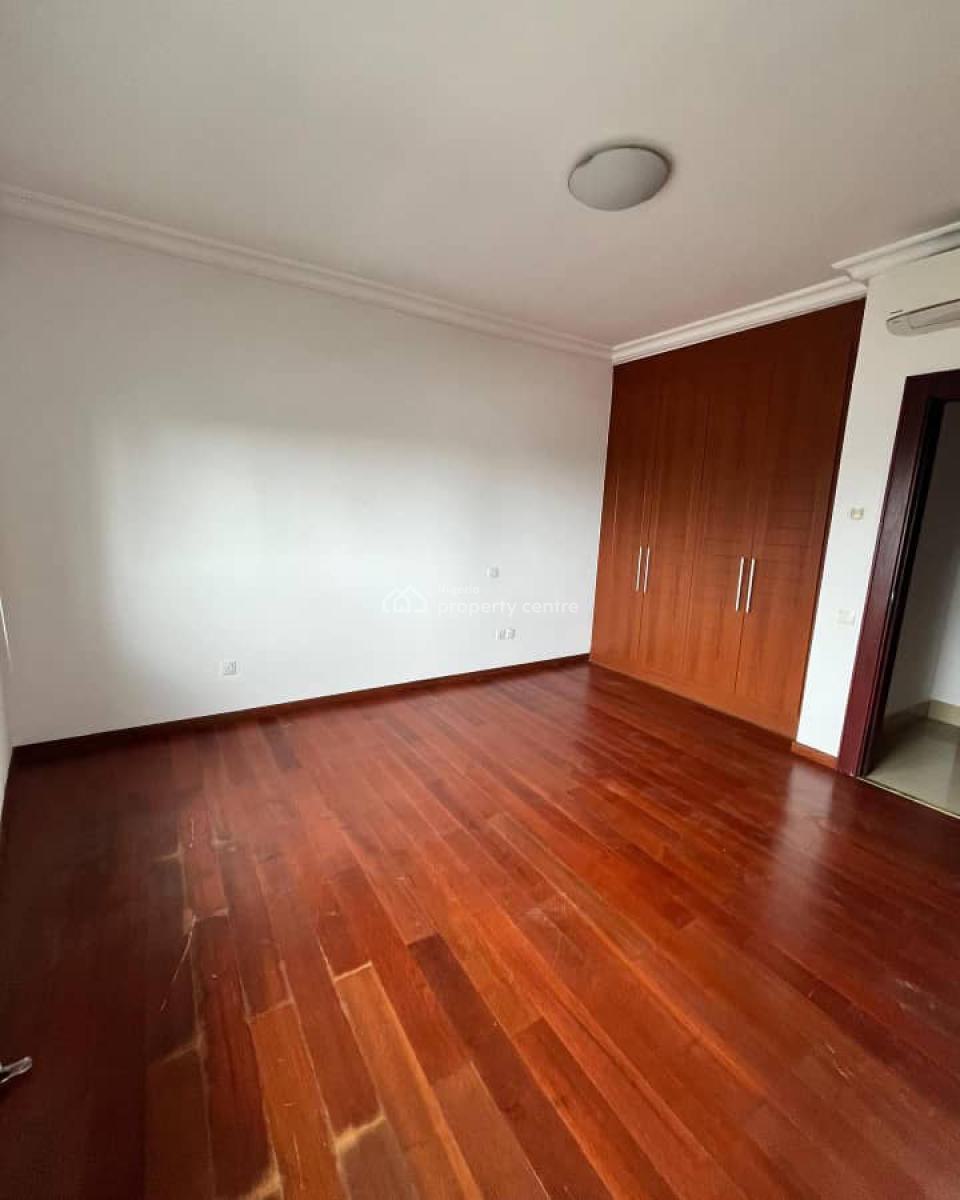 3 Bedroom Luxurious Apartment with Bq, Glover Road, Ikoyi, Lagos, Flat / Apartment for Sale