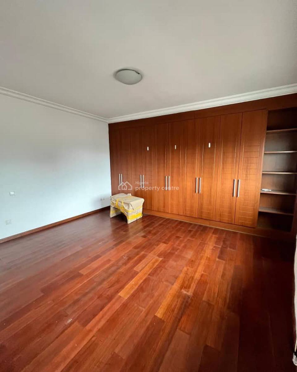 3 Bedroom Luxurious Apartment with Bq, Glover Road, Ikoyi, Lagos, Flat / Apartment for Sale