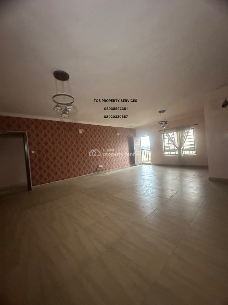 Massive 3 Bedroom Apartment & Bq, in a Beautiful Estate @ Sabo-alagomeji, Yaba, Alagomeji, Yaba, Lagos, Flat / Apartment for Rent