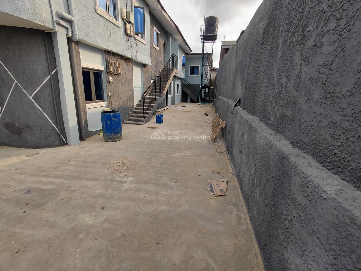 Descent 2bedroom Flat, Ibrahim Olowo Street, Alapere, Ketu, Lagos, Flat / Apartment for Rent